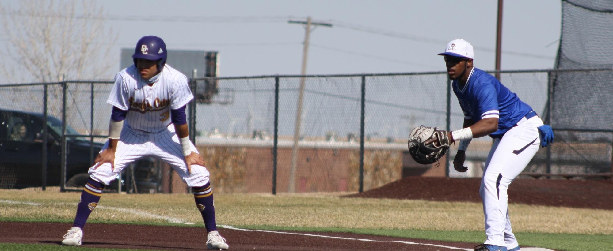 Iowa Lakes Loses Two To Dodge City