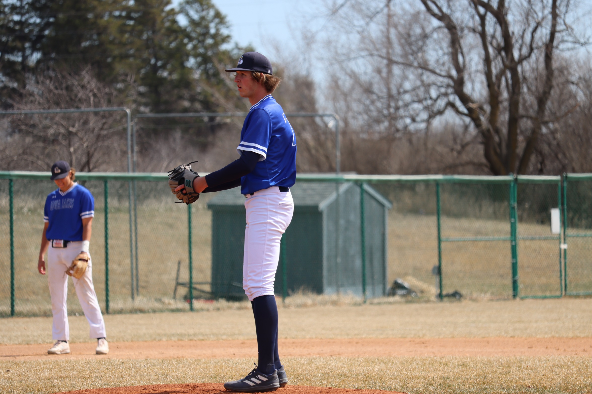 Lakers Sweep the Weekend