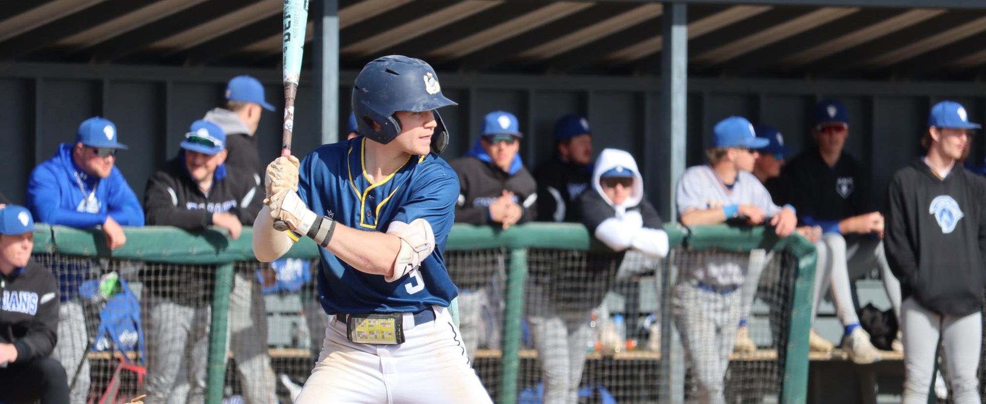 Lakers Sweep the Cougars
