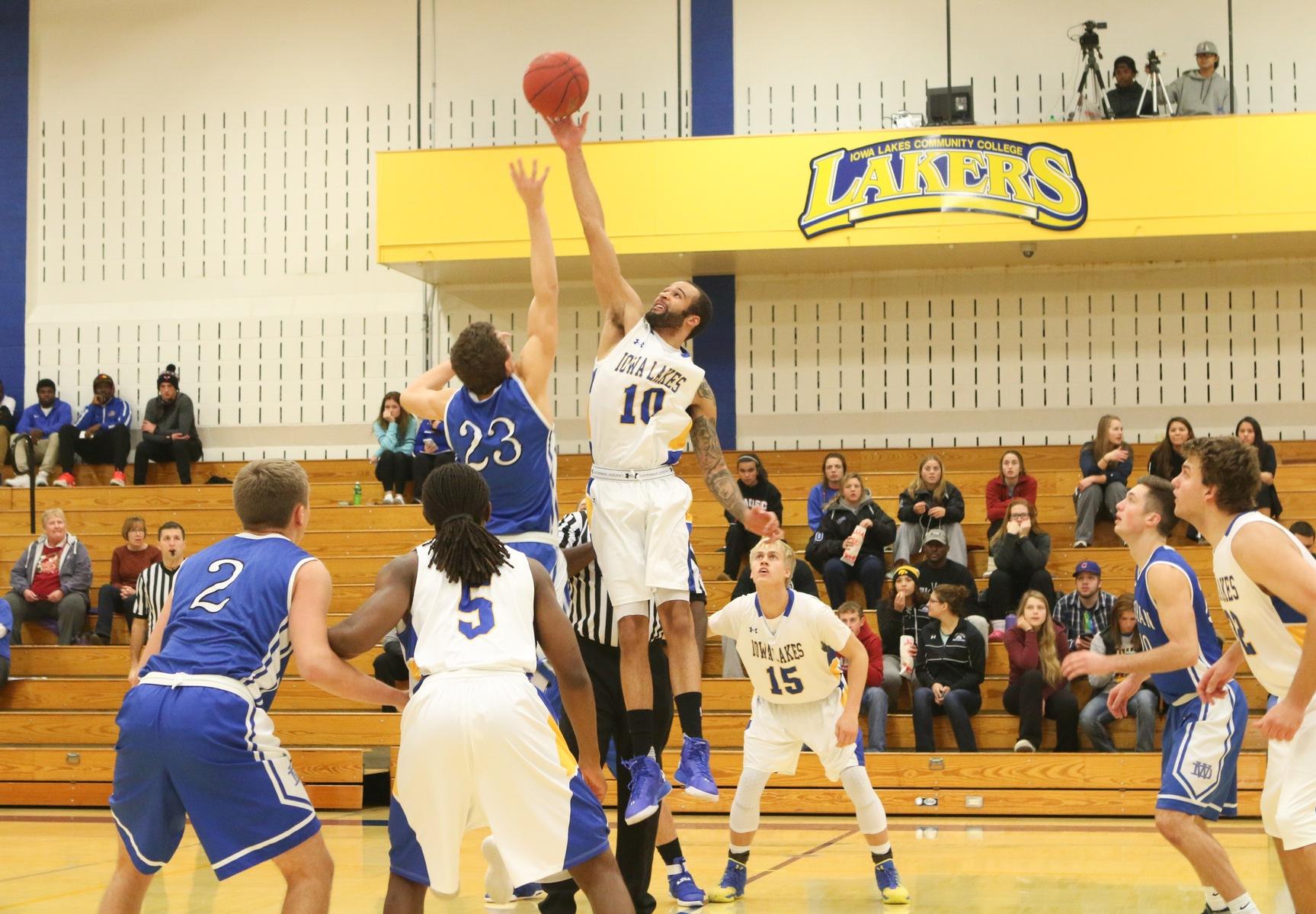 Lakers Host NIACC in Conference Home Opener
