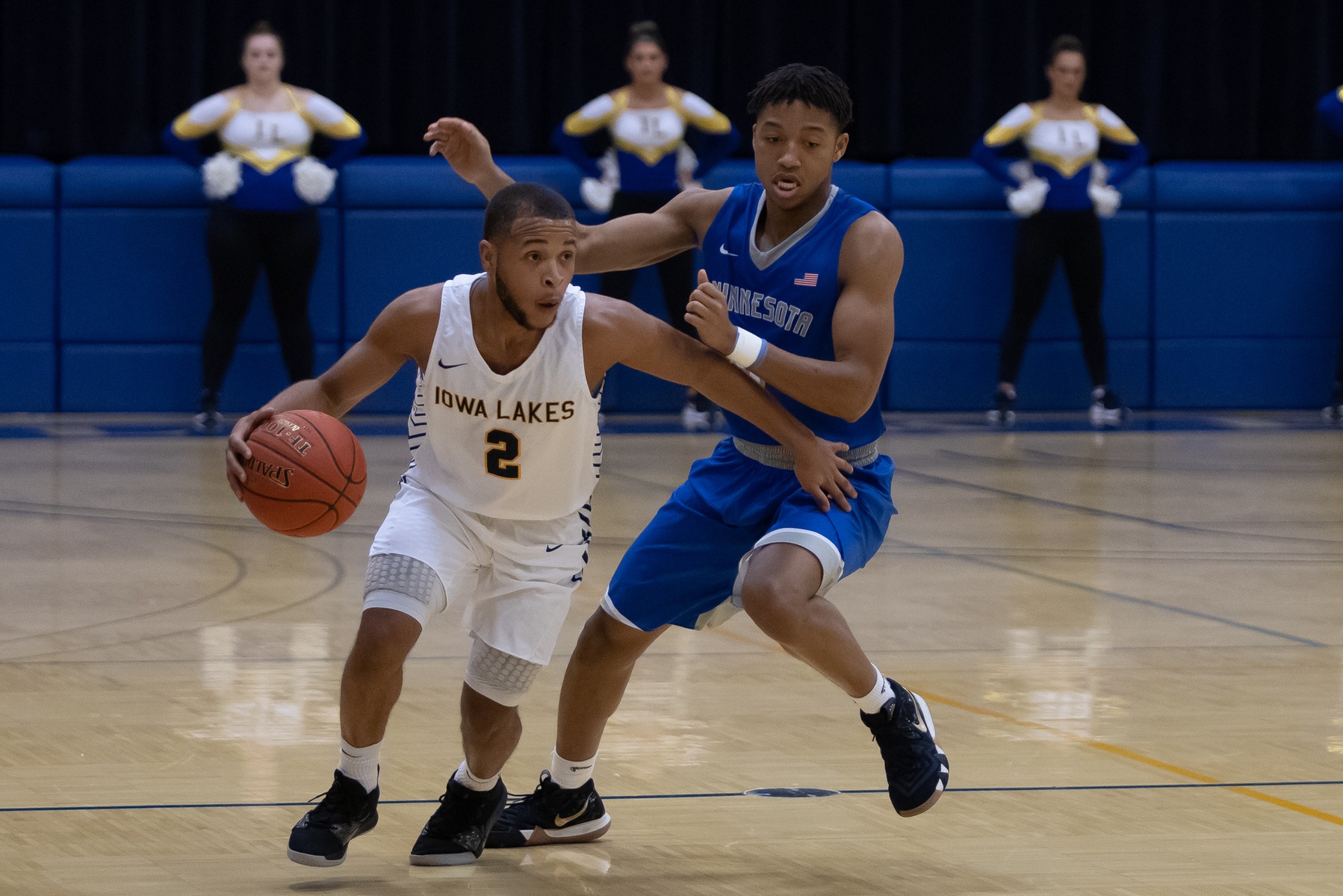 Lakes beat Marshalltown