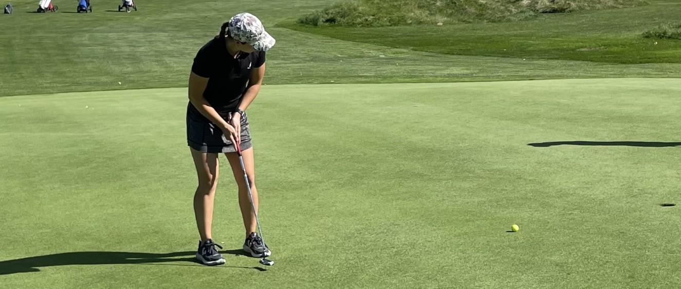 Lakers Battle Windy Conditions