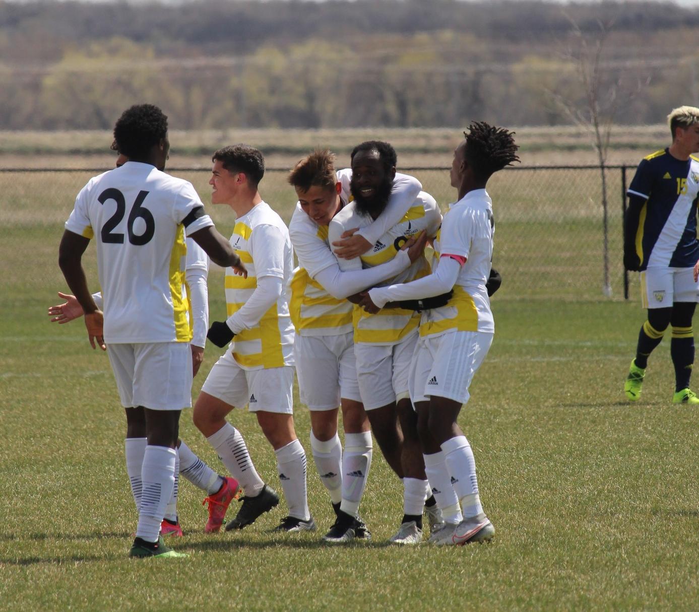 #8 LAKERS SHUTOUT #12 MARSHALLTOWN 3-0, OWUSU NETS HATTRICK