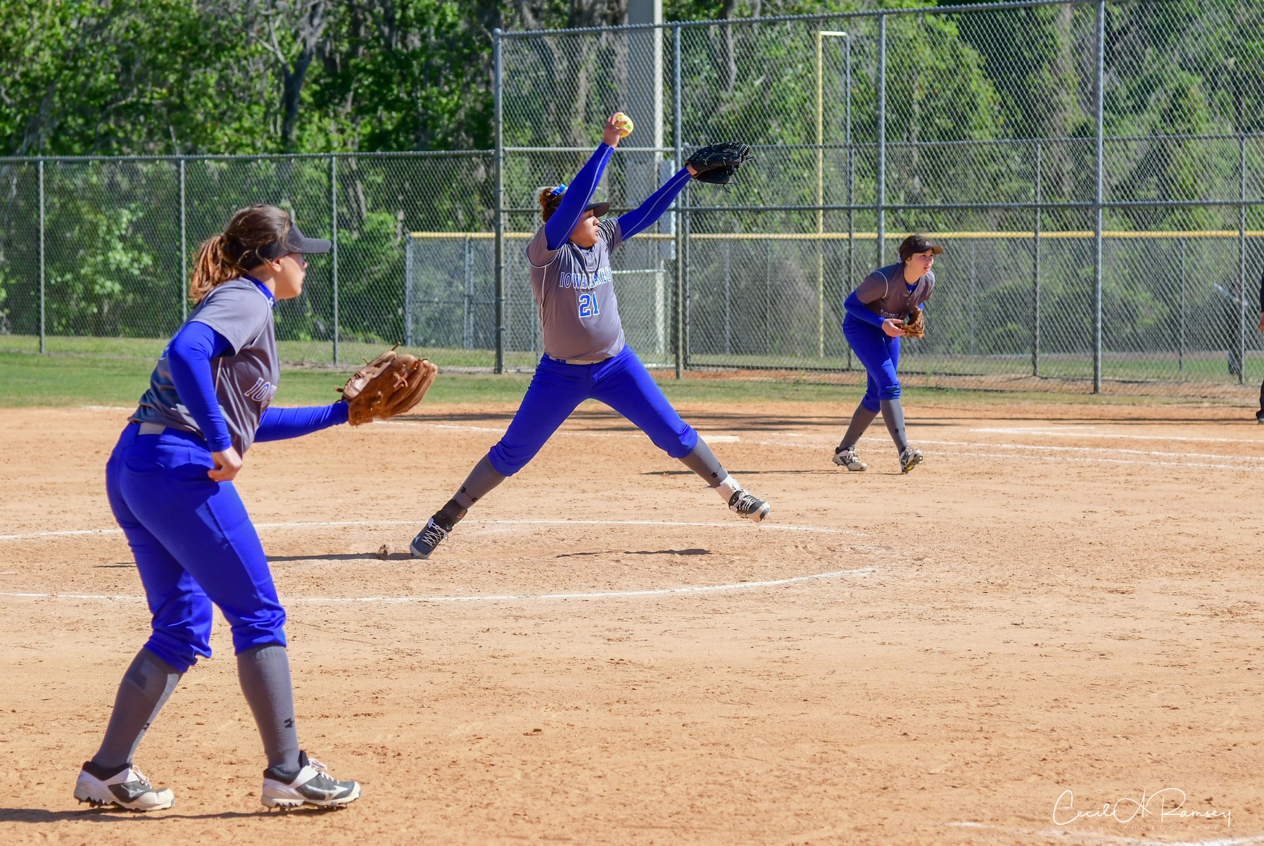 Laker Softball Drops Two Against #3 Eagles