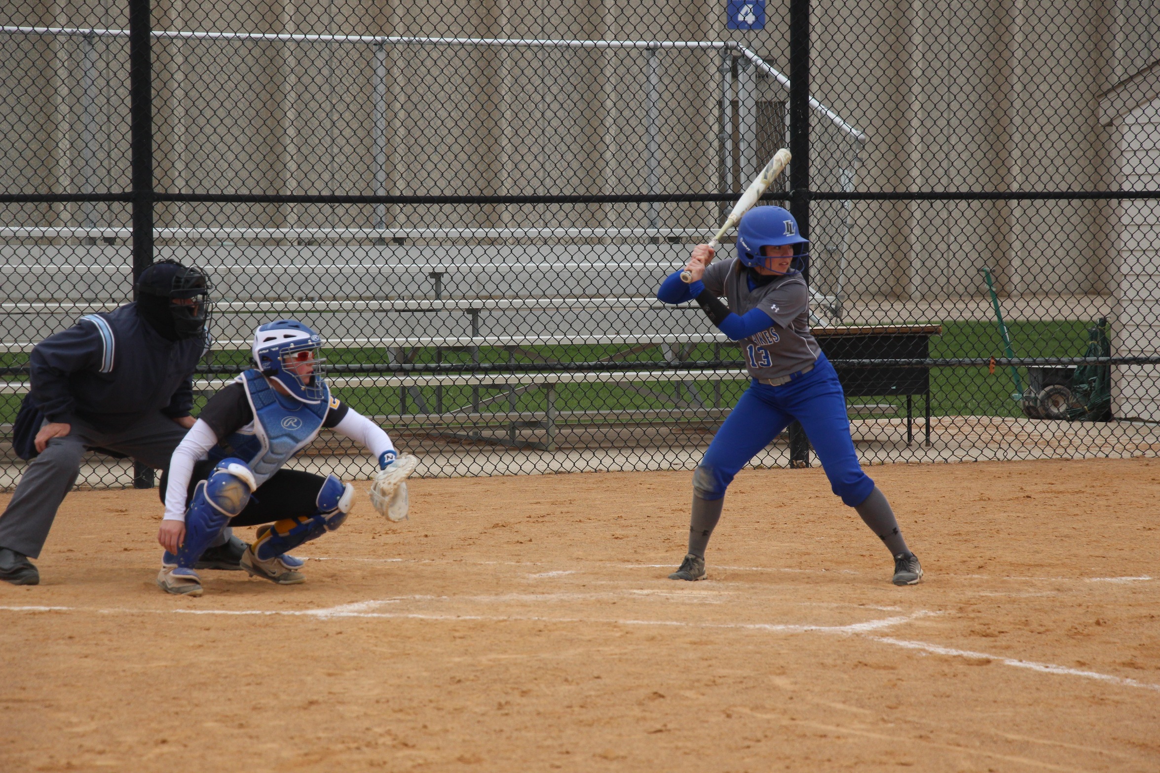 Lakers Go 1-1 on First Day of Regional Tournament