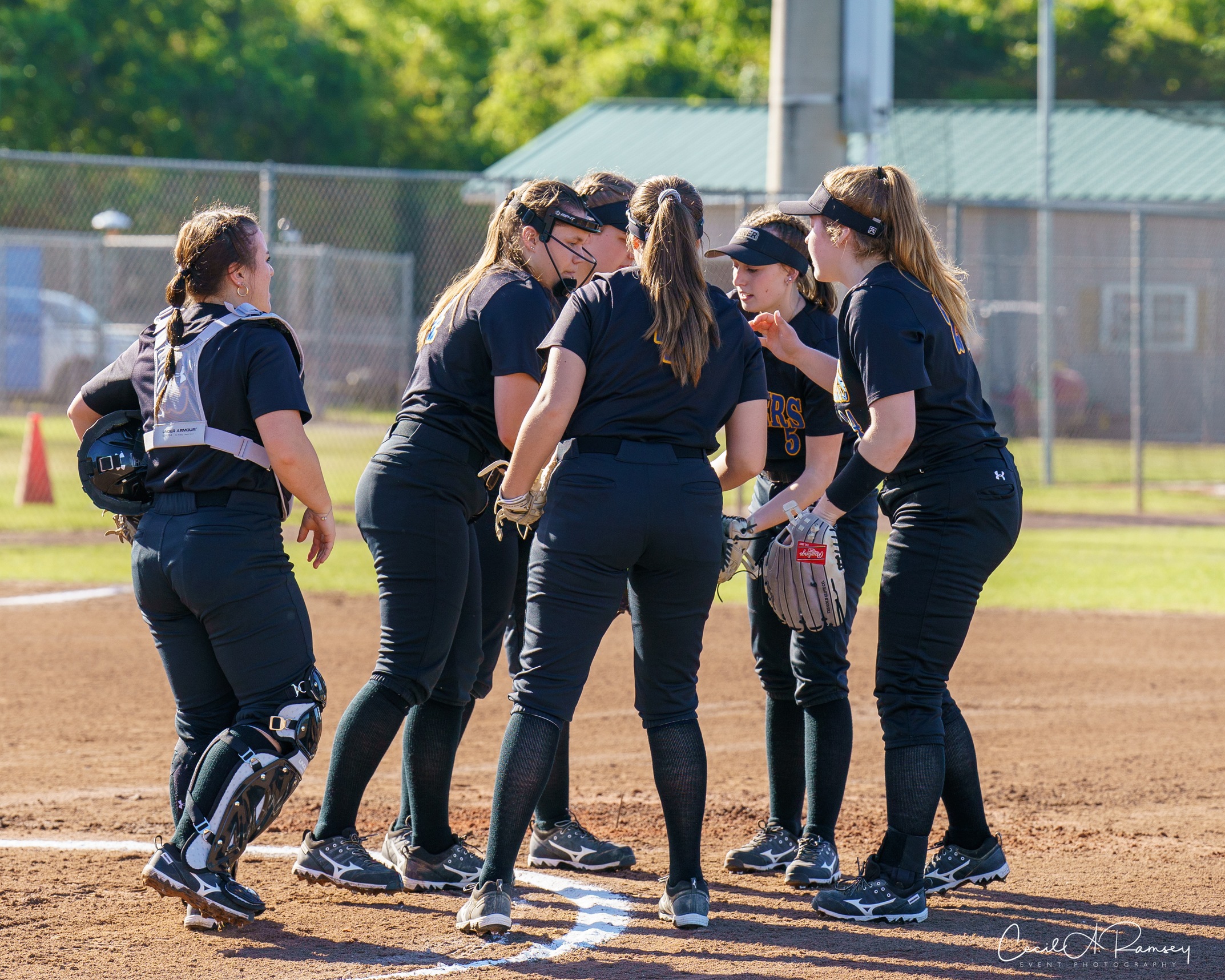 #1 DMACC Takes Two From Lakers