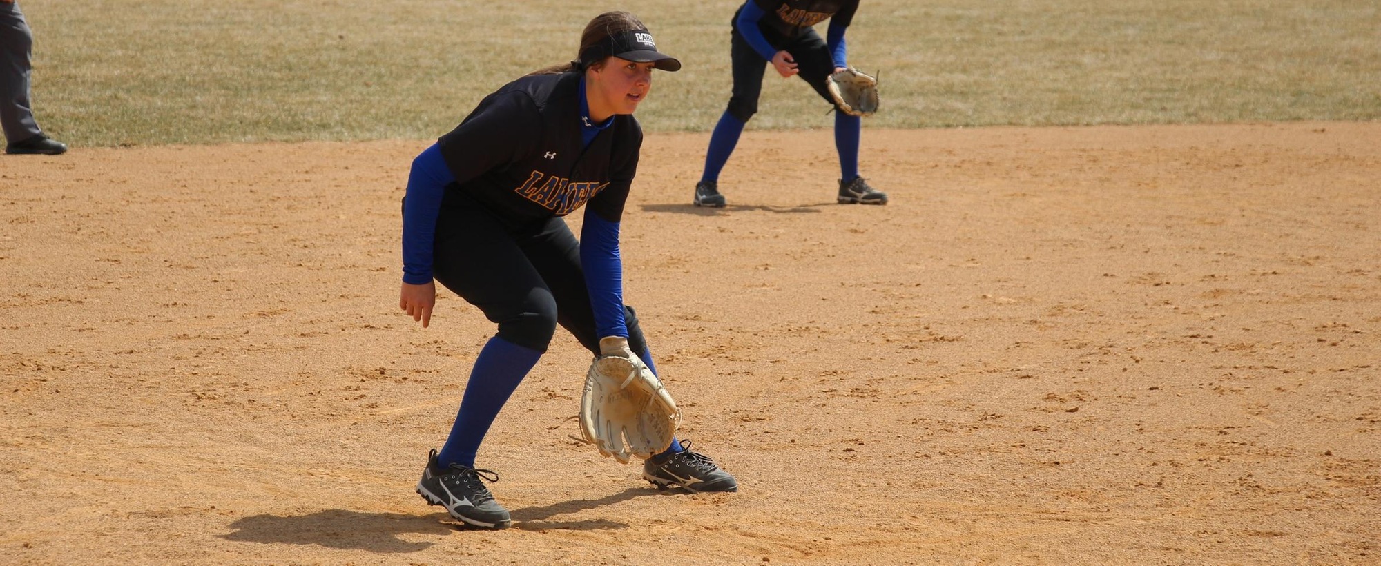 Lakers Sweep Panthers on Sophomore Day