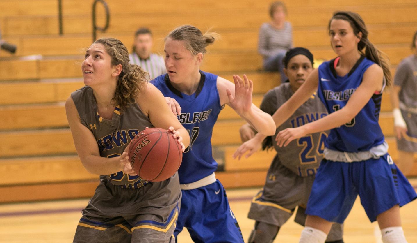 Lakers win on the road at Marshalltown