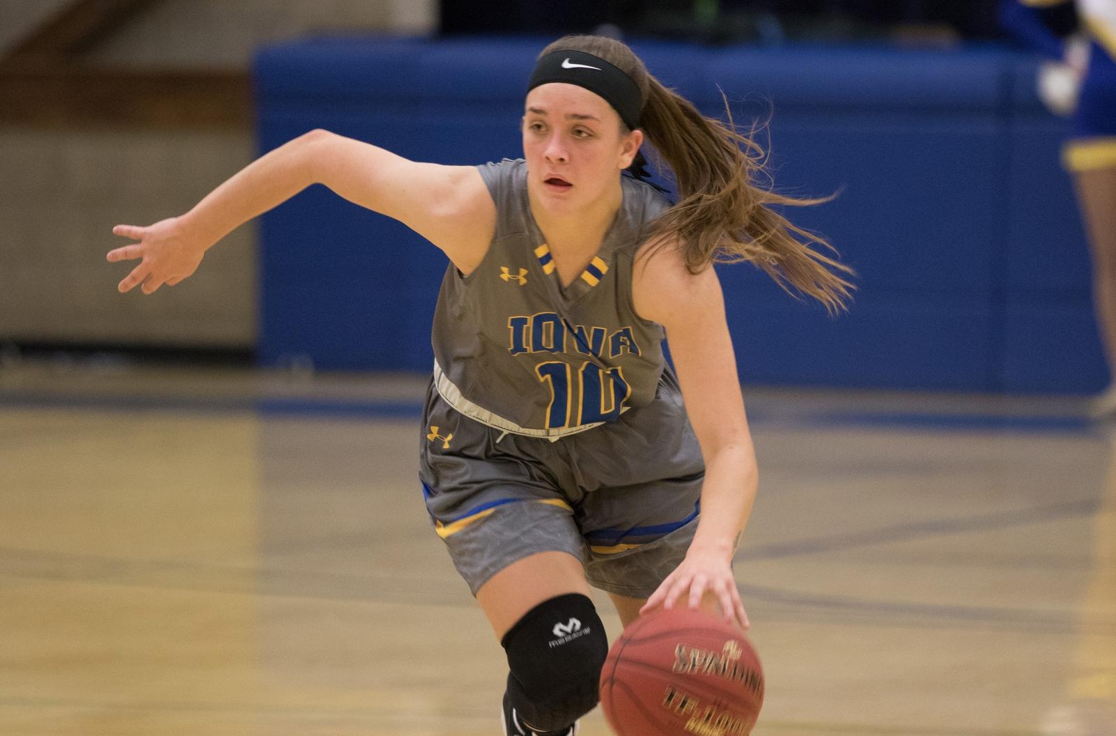 Lakers Win at Home
