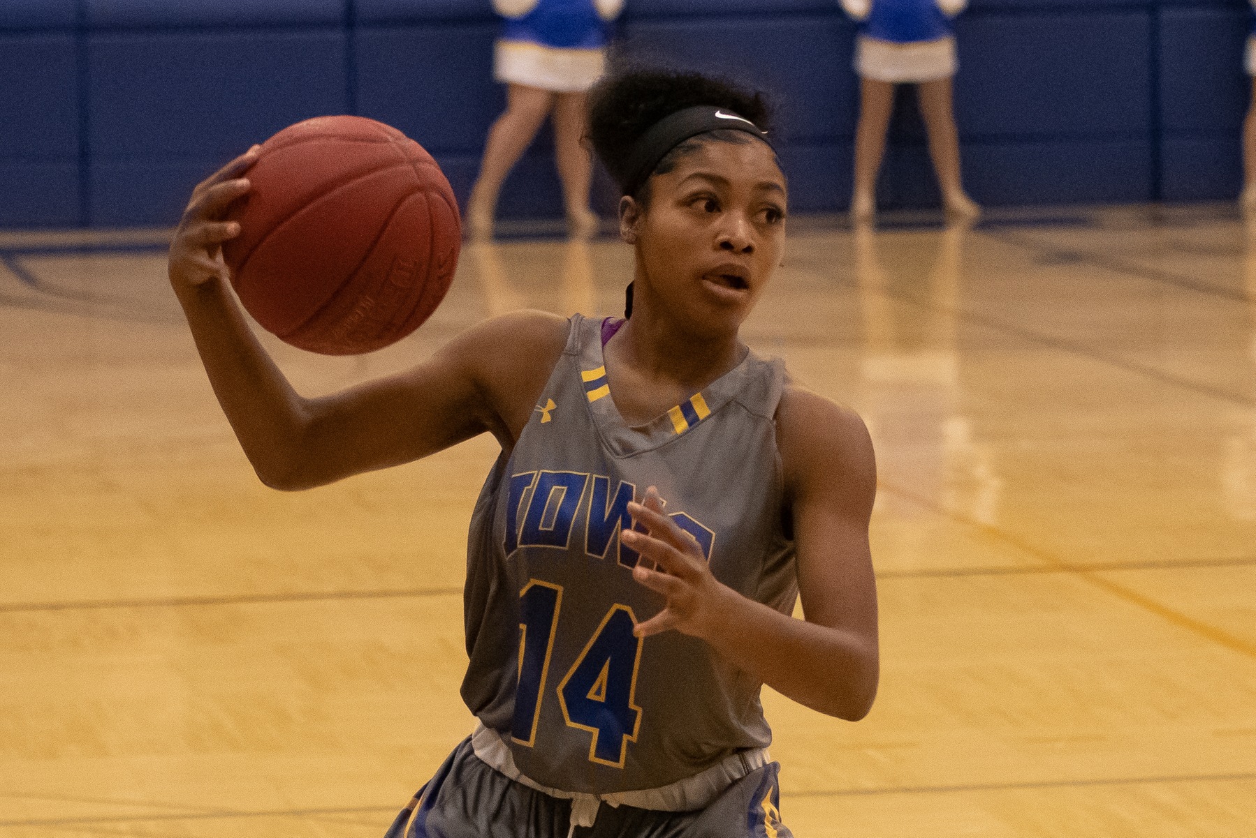 Lakers Finish Out First Semester With a Win