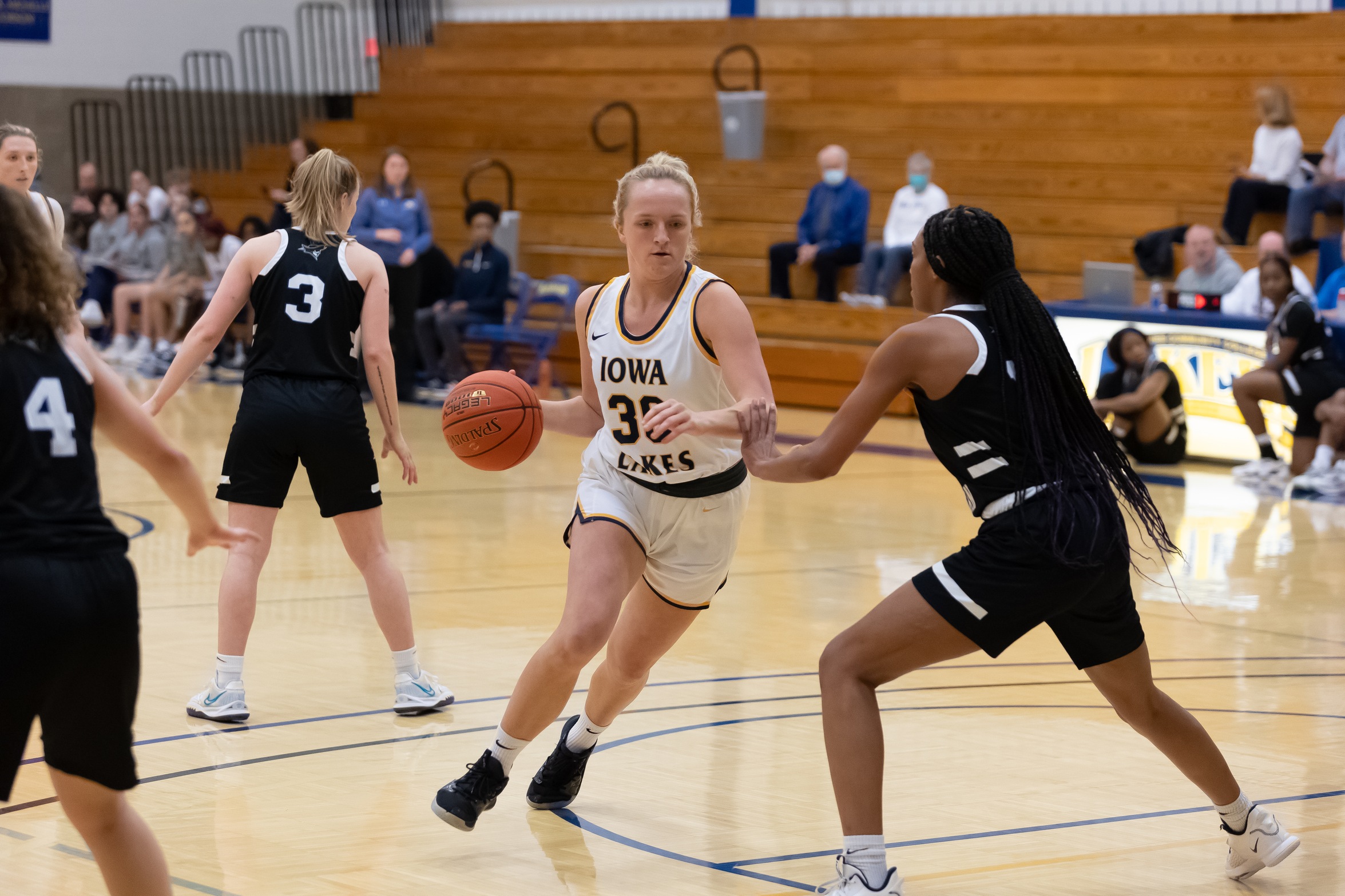 Iowa Lakes Takes Down Ellsworth
