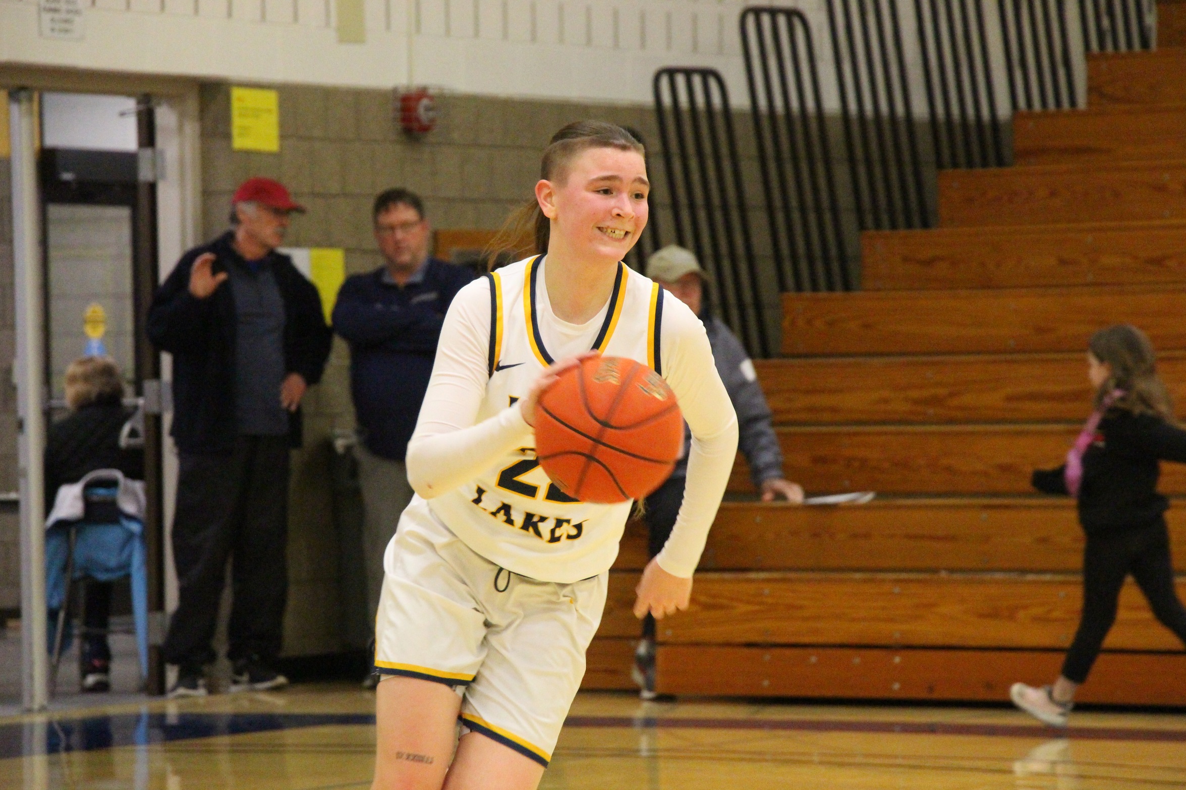 Lakers Top Marshalltown Tigers