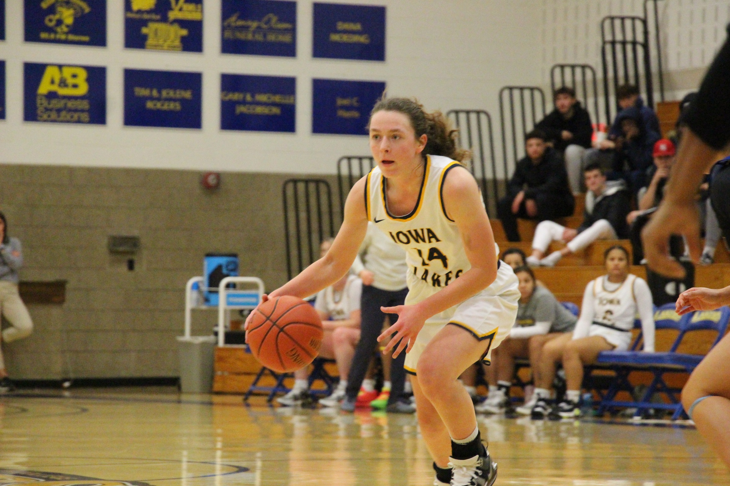 Lakers Win On the Road