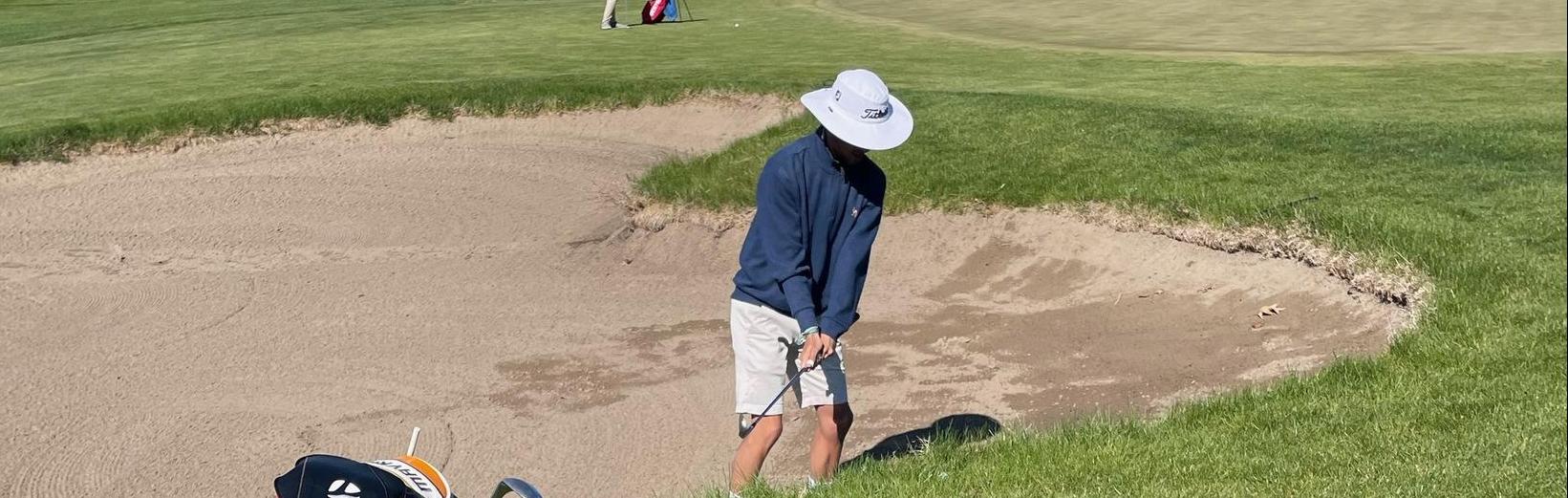 Laker Men Handle Windy Day