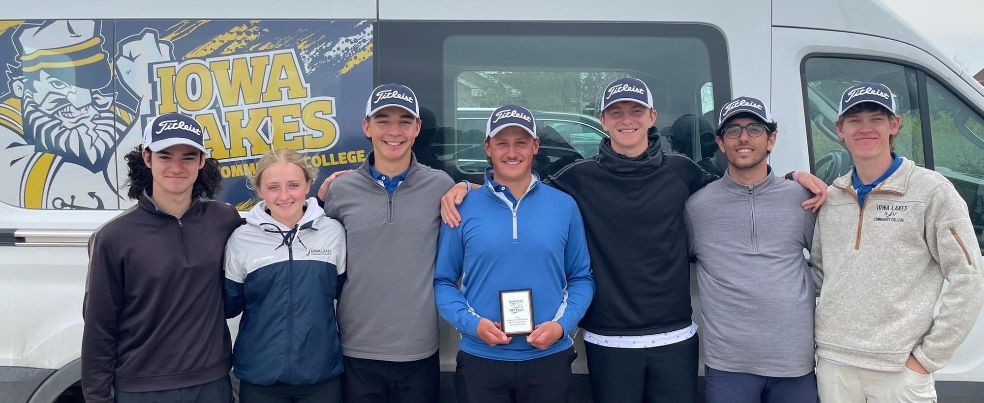 Lakers Compete in Redtail Shootout
