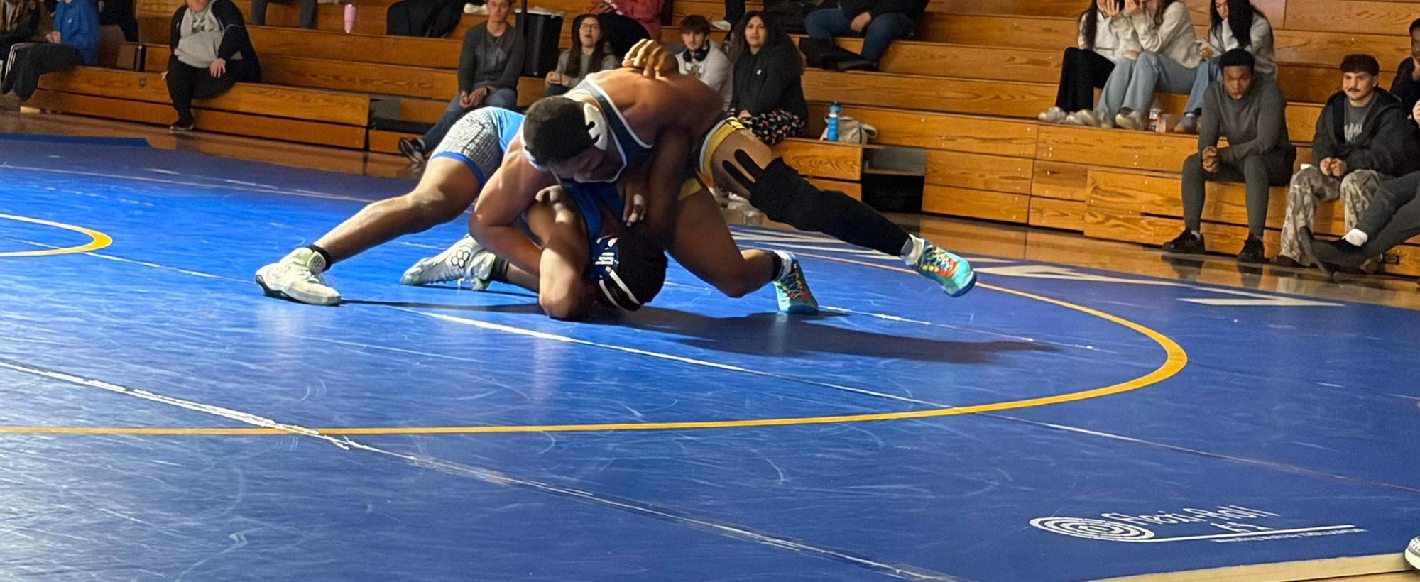 Iowa Lakes Hosts Iowa Western in Final Home Dual of the Semester