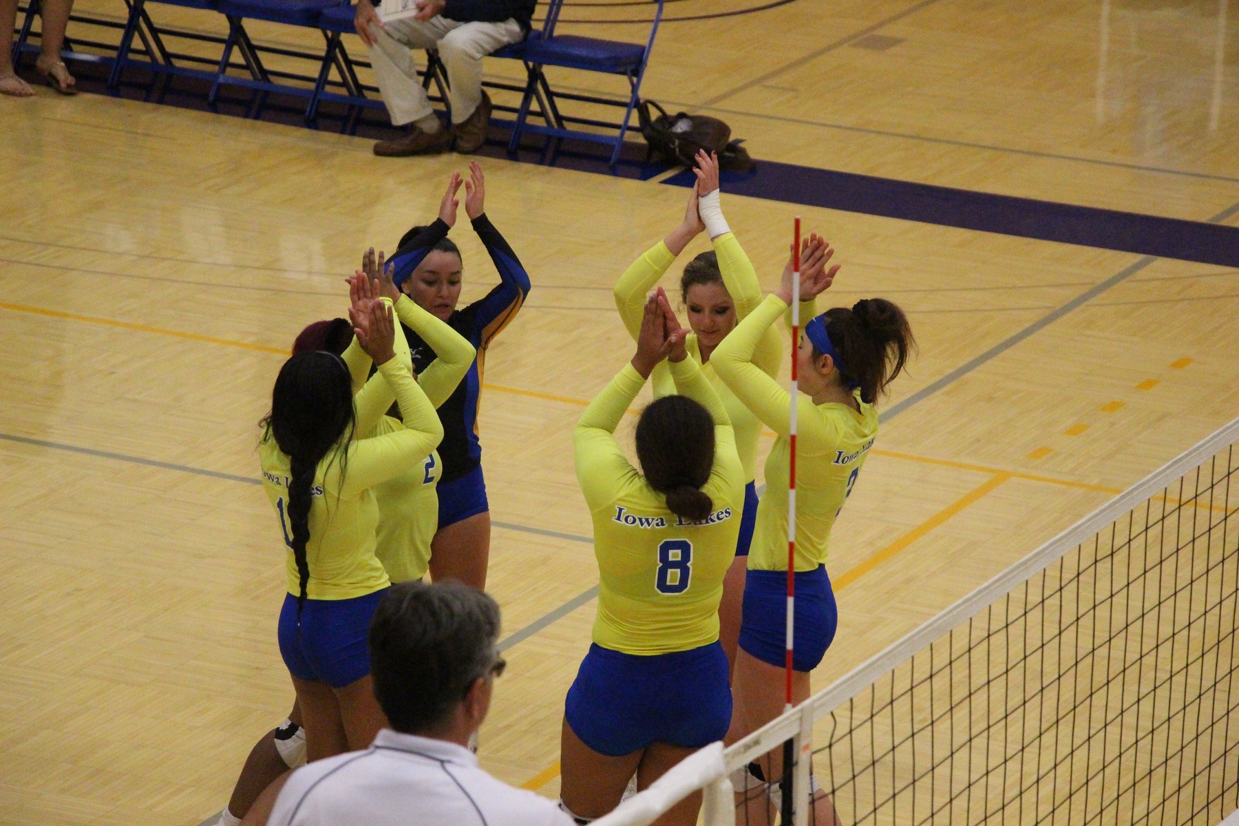 Lakers Lose Region Volleyball Semi-Final