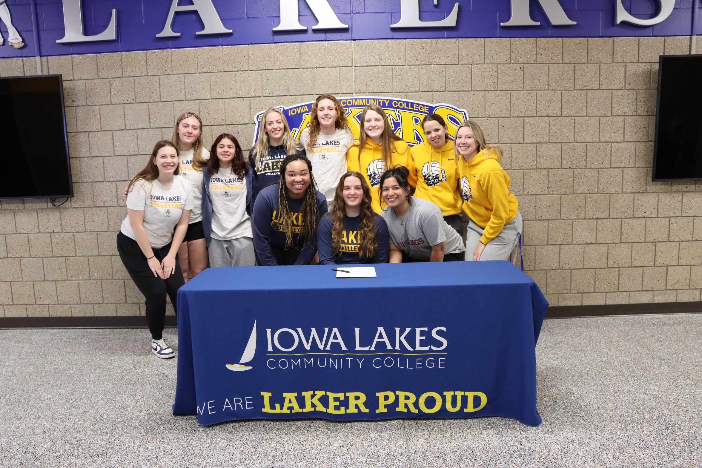 Sophomore Alyson Hagberg signs to continue her career at Elmira College